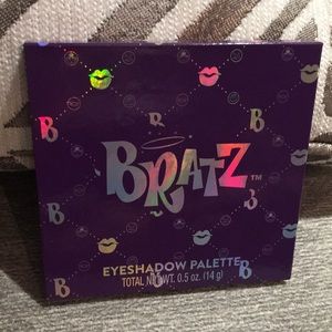 BRATZ - 12 Shade Eyeshadow Palette by Taste beauty